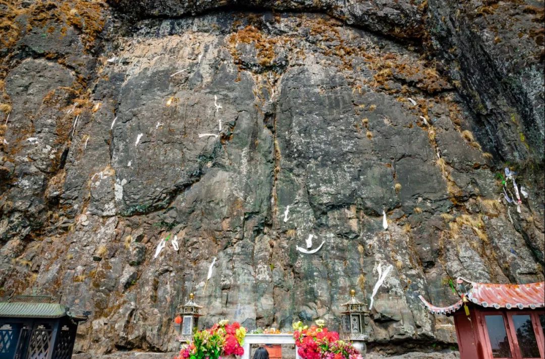 大理鸡足山奇观,从山角看大理鸡足山的传说
