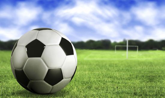 足球能释放什么精神力量,为什么足球能让人振奋人心