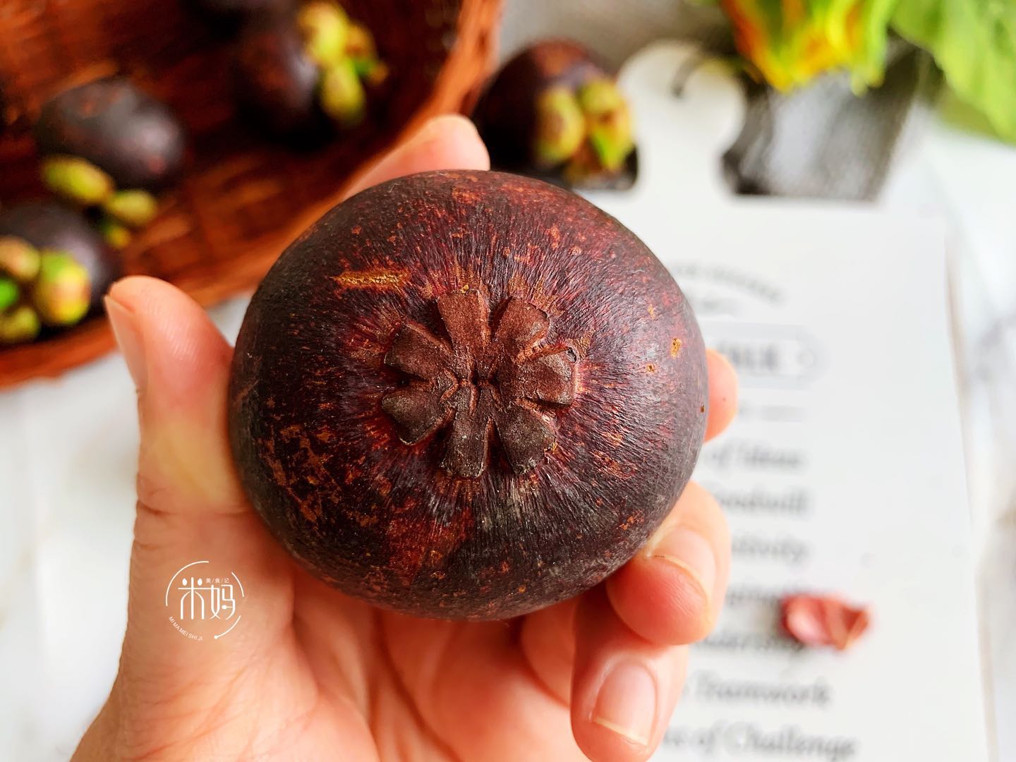 山竹选皮厚还是皮薄,山竹是挑红的还是黑的