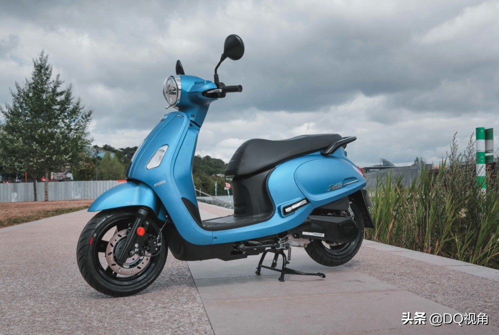 三阳飞度4的abs和cbs怎么分辨,三阳飞度4abs是常亮的吗