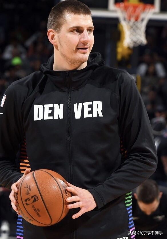 约基奇和恩比德今年高阶数据对比,约基奇和恩比德谁是第一中锋