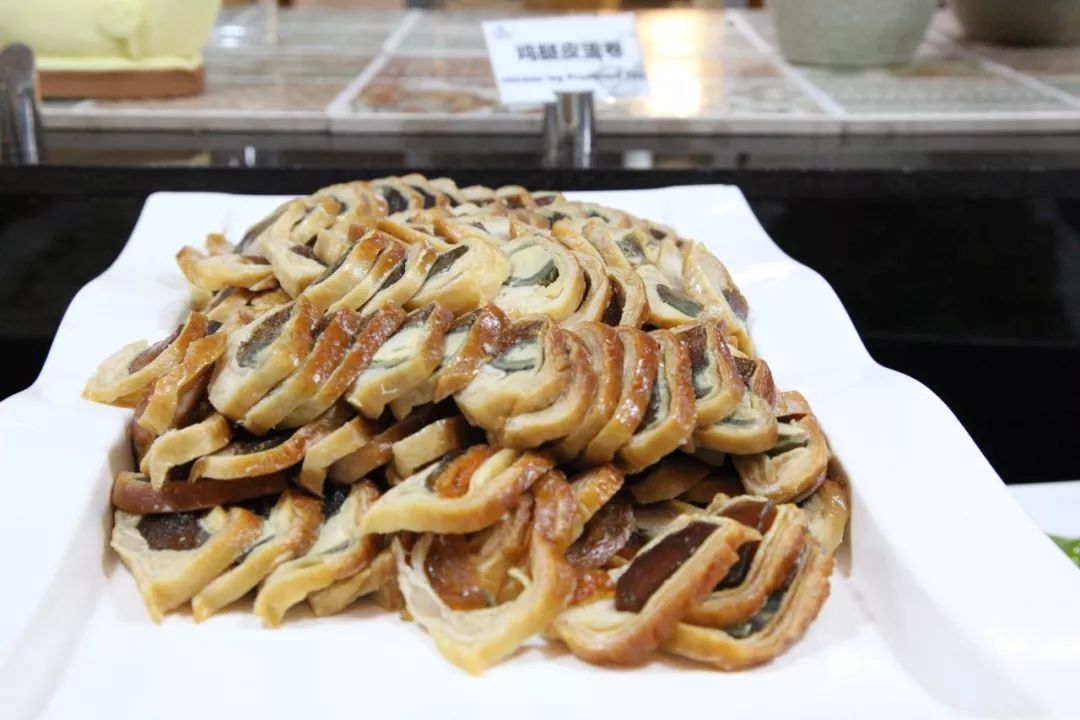 北京西国贸大酒店亚洲美食节自助晚餐139元1大1小，.上百种类菜品