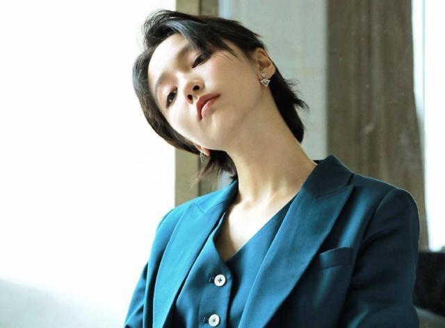 因《爱5》走红的她，直播间频频大爆脏话，刚爆红就要宣告凉凉？