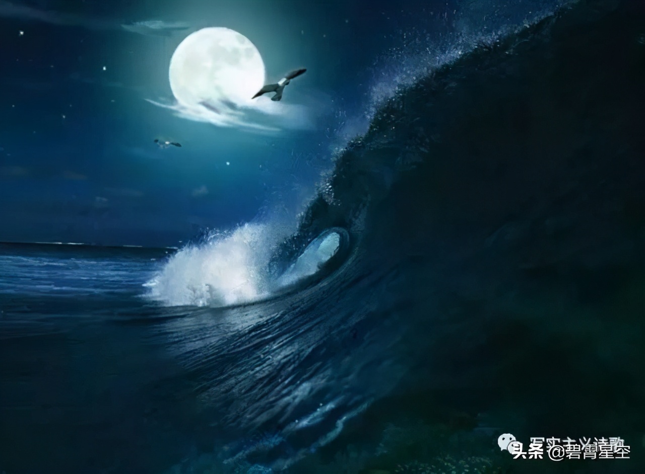 让我坐在一首诗的字里行间，抱紧你银杏树上是发黄的叶片