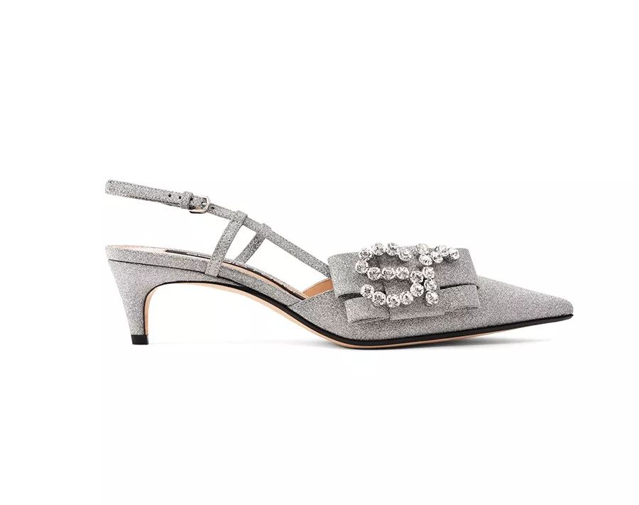 圣诞新年搞事情！Gucci豪得金光灿灿熊和狮子要抢LV吉祥物的地位