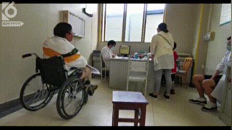 殴打记者辱骂租户惠客公寓员工太嚣张