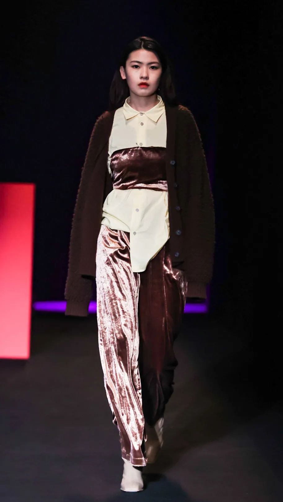 2021秋季流行款式风格,趋势2022春夏八大流行款式设计