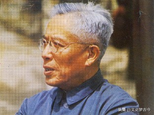 他是中科院院士，物理学宗师巨匠，曾任北大校长，后官至副国级