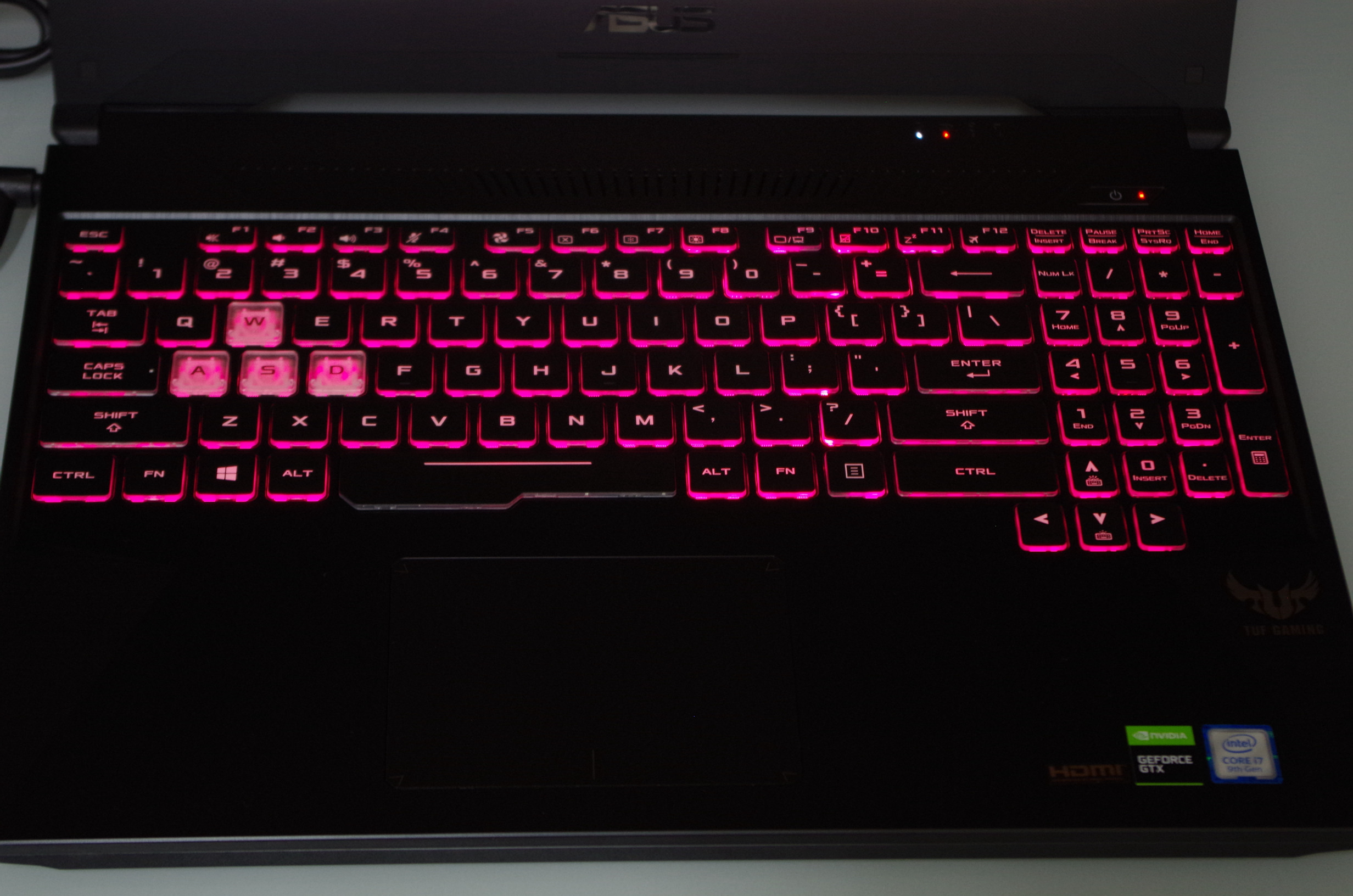 华硕飞行堡垒7怎么进入bios,华硕飞行堡垒7能加装机械硬盘吗