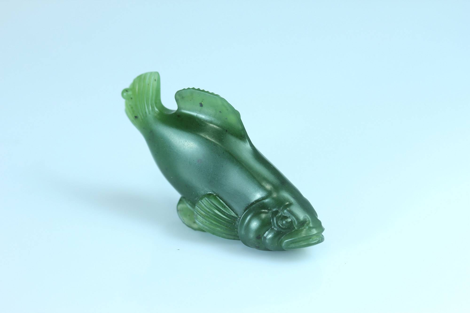 五彩斑斓的和田玉家族!这抹价值不菲万的“绿”来自何方?