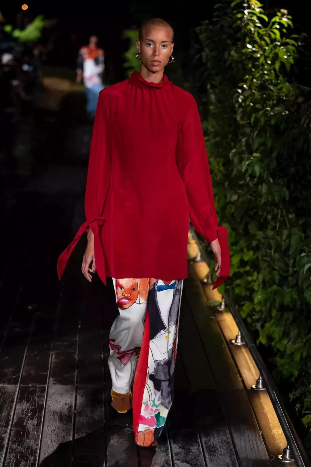 过年真的只要穿红色就是最好看的,春节必须有红色单品