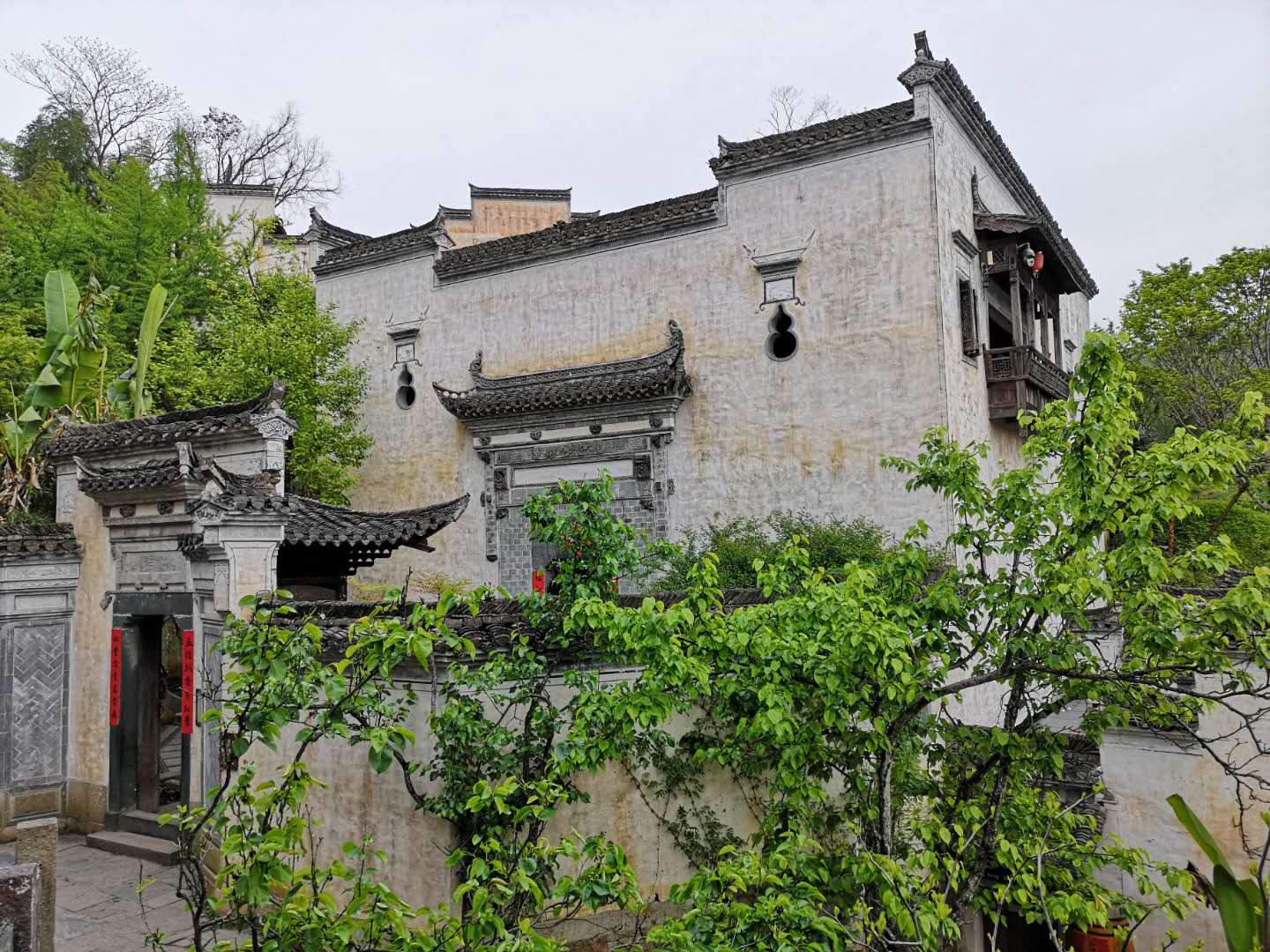 农村破旧老民居如何改造为特色民宿？可自住可出租，半年赚回房钱