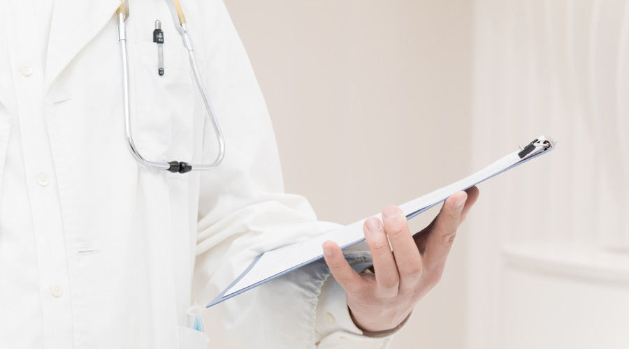 理发店的刮毛刀会传染病毒吗,理发店刮头发会传染艾滋病吗