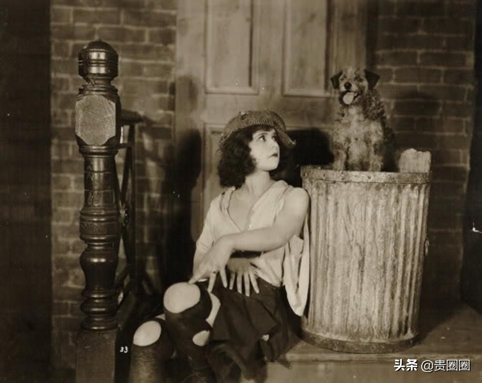 出身贫民的好莱坞女星，母亲半夜持刀要杀她，终身饱受精神摧残