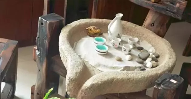 石磨生意赚钱吗,石磨小作坊赚钱