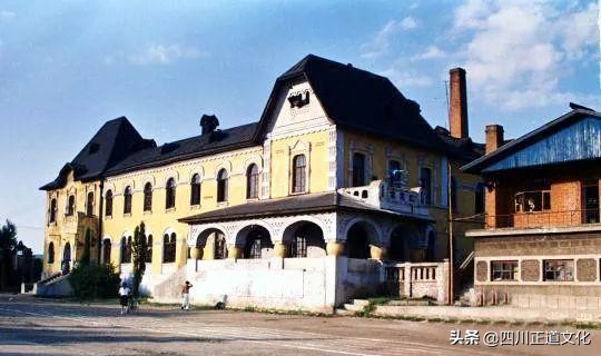 *共中**六大代表如何惊险穿越国境线