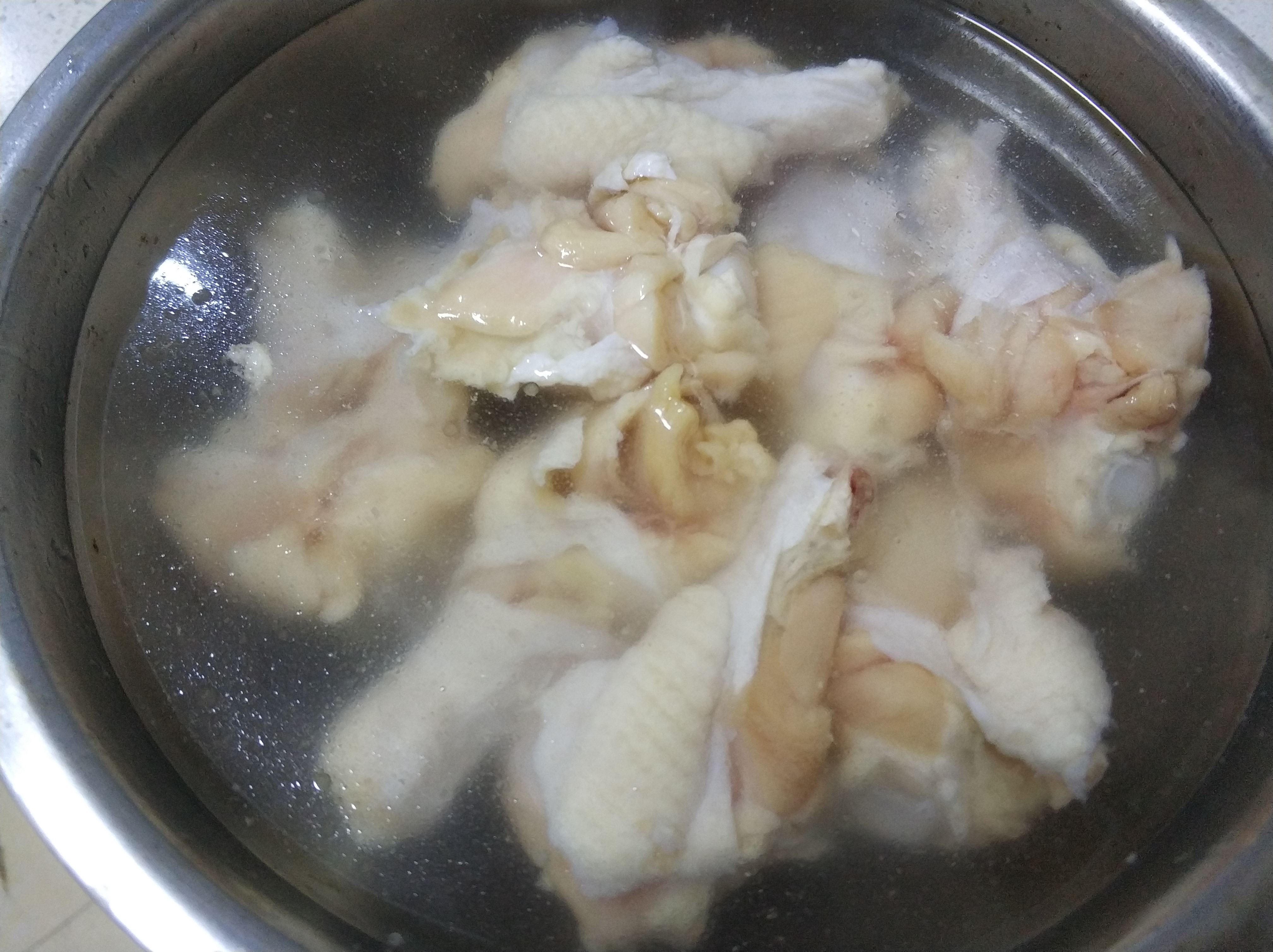 炸鸡鱼鳞片裹粉的做法,炸鸡怎样裹粉才能起鳞视频