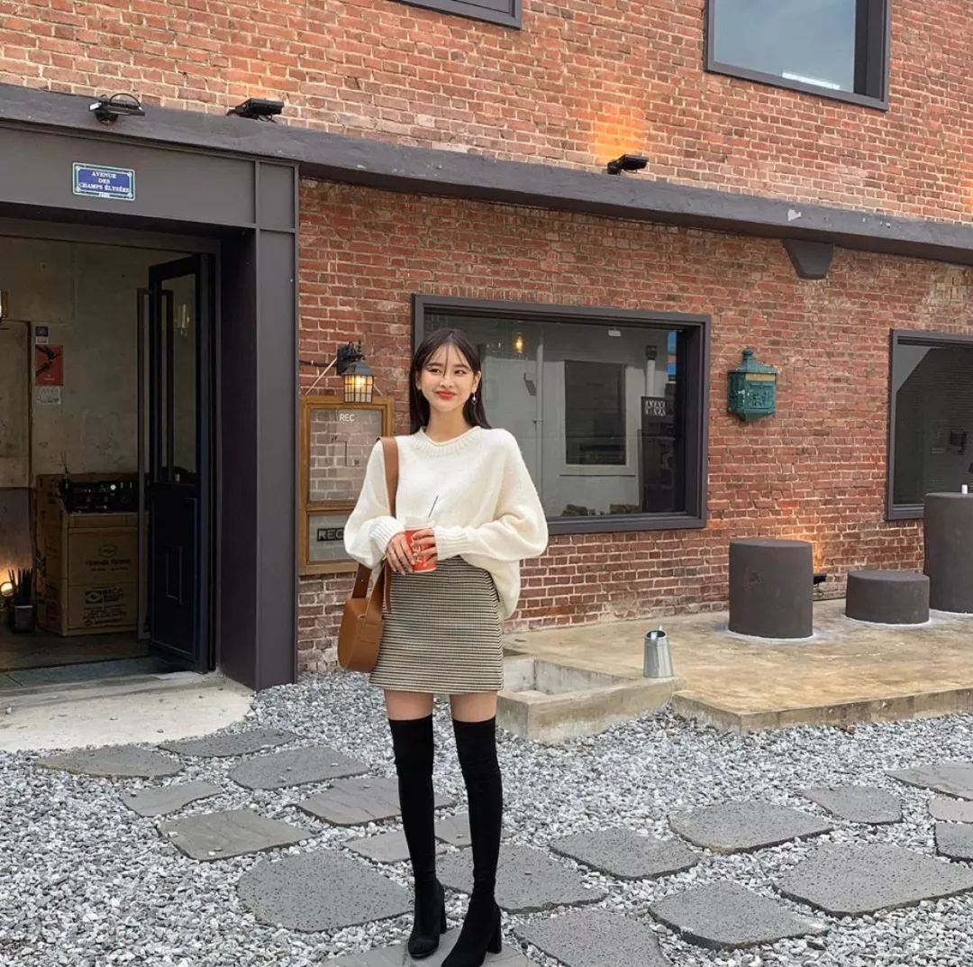 2019流行这几款靴子气质显瘦,2021年百搭好看的靴子