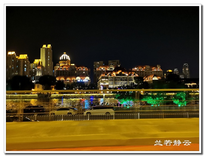 夜幕下的天津海河，美爆了