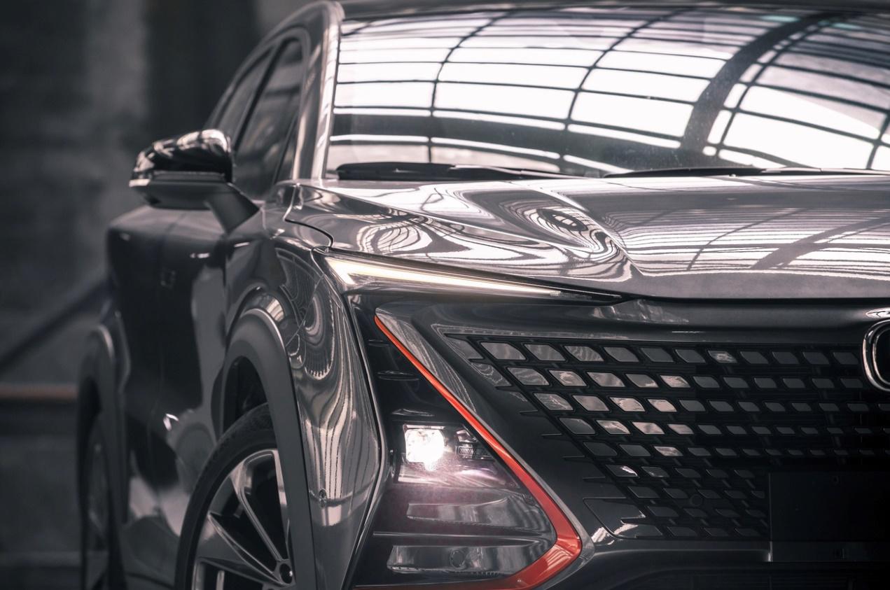 赛博朋克科幻汽车,科幻风格的汽车