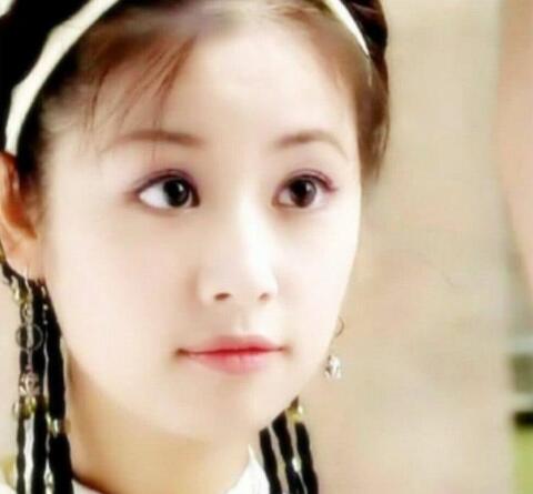 盘点那些甜美风的编发造型,创意编发造型不易散了解一下