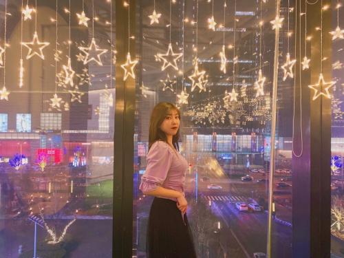 95年淘车女孩上演服务“全垒打”，上门、过户“好戏”一手包