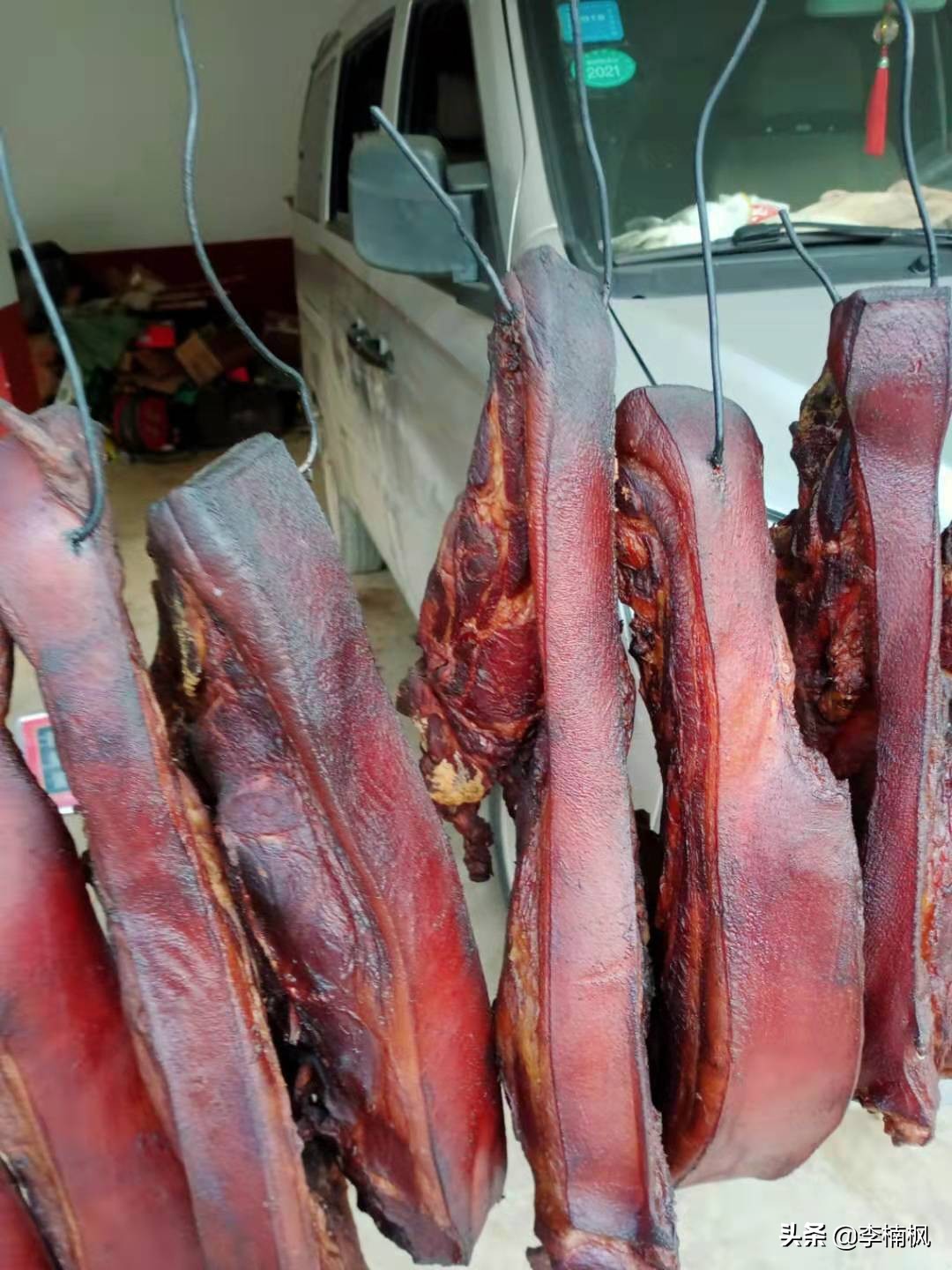 安化发展经济的要素单一,但安化擂茶、柴火腊肉可以做成特色产业