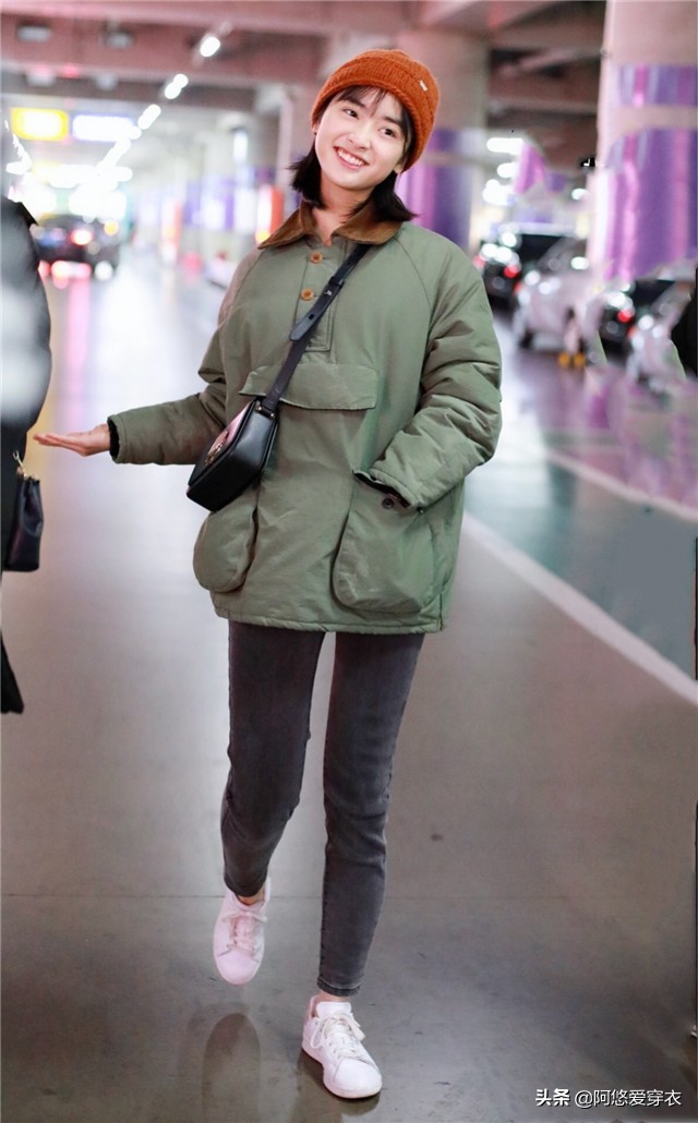 小个女生怎么穿更显高？快向王子文、沈月取经，会穿比例就是好