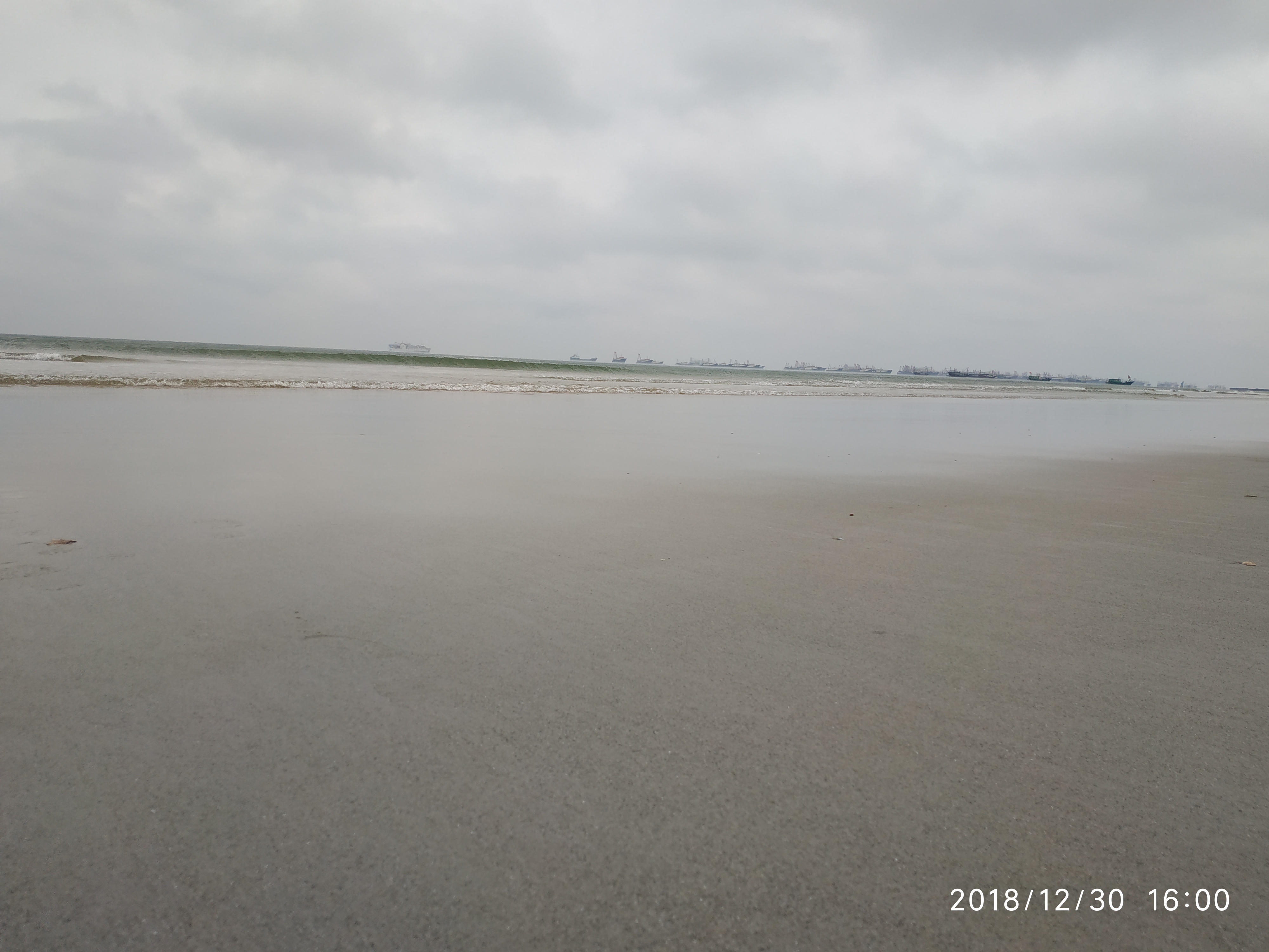 今年北海有多冷——银滩上的北海人如是说，要去玩海的听我说