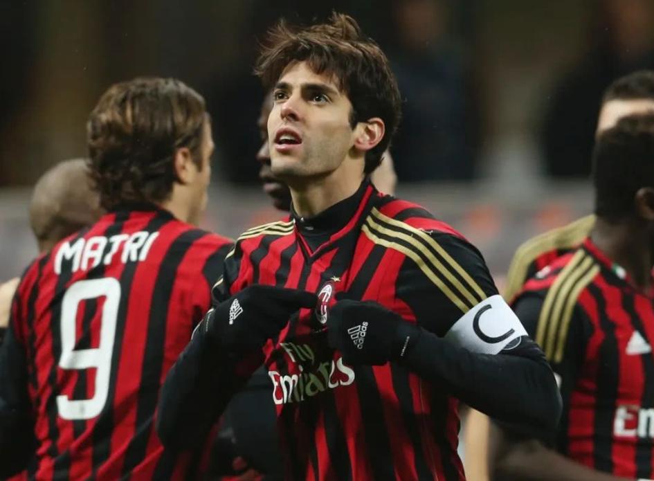 巴西足球队史最强阵容,巴西足球历史十大最佳阵容