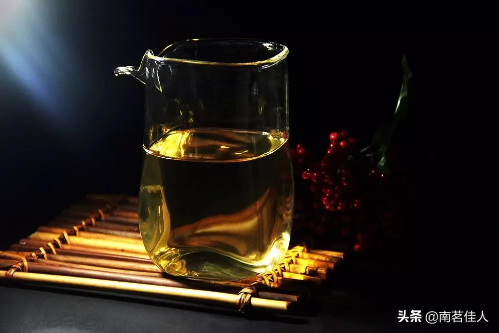 普洱茶是清火的还是上火的,喝茶喝出问题的就是普洱茶