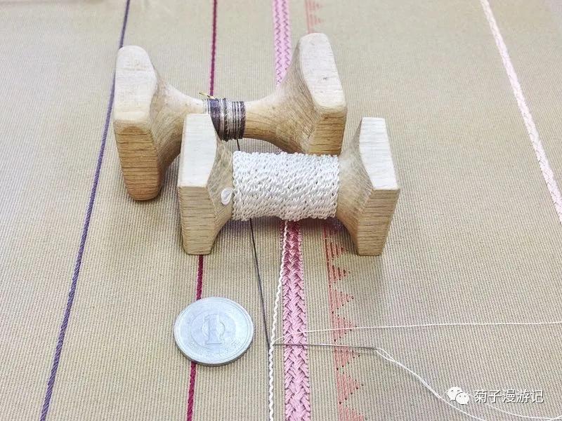 京百工系列之京绣--花随玉指添春色,鸟逐金针长羽毛