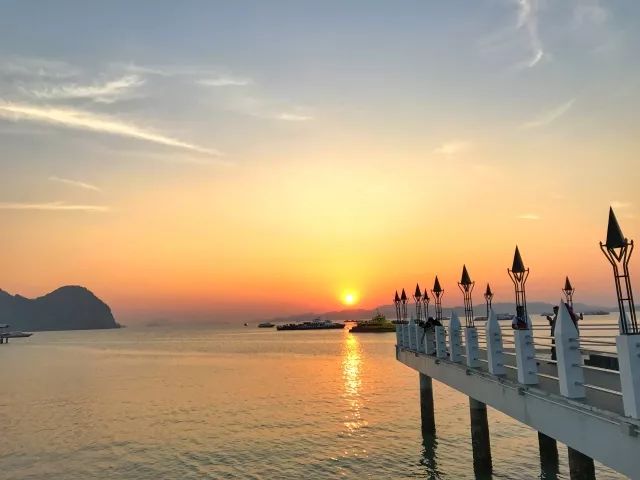 马来西亚之旅非常愉快,大玲子带爸妈去旅行马来西亚