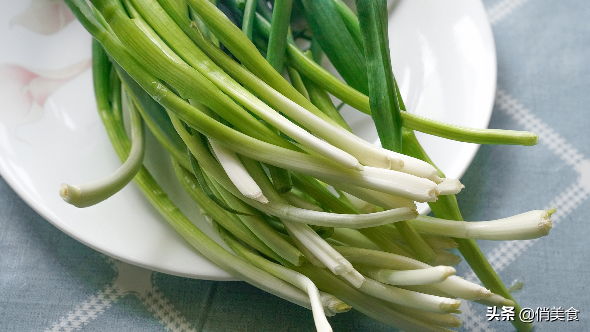 香葱和小葱的区别,春天买大葱和冬天买大葱怎么挑选