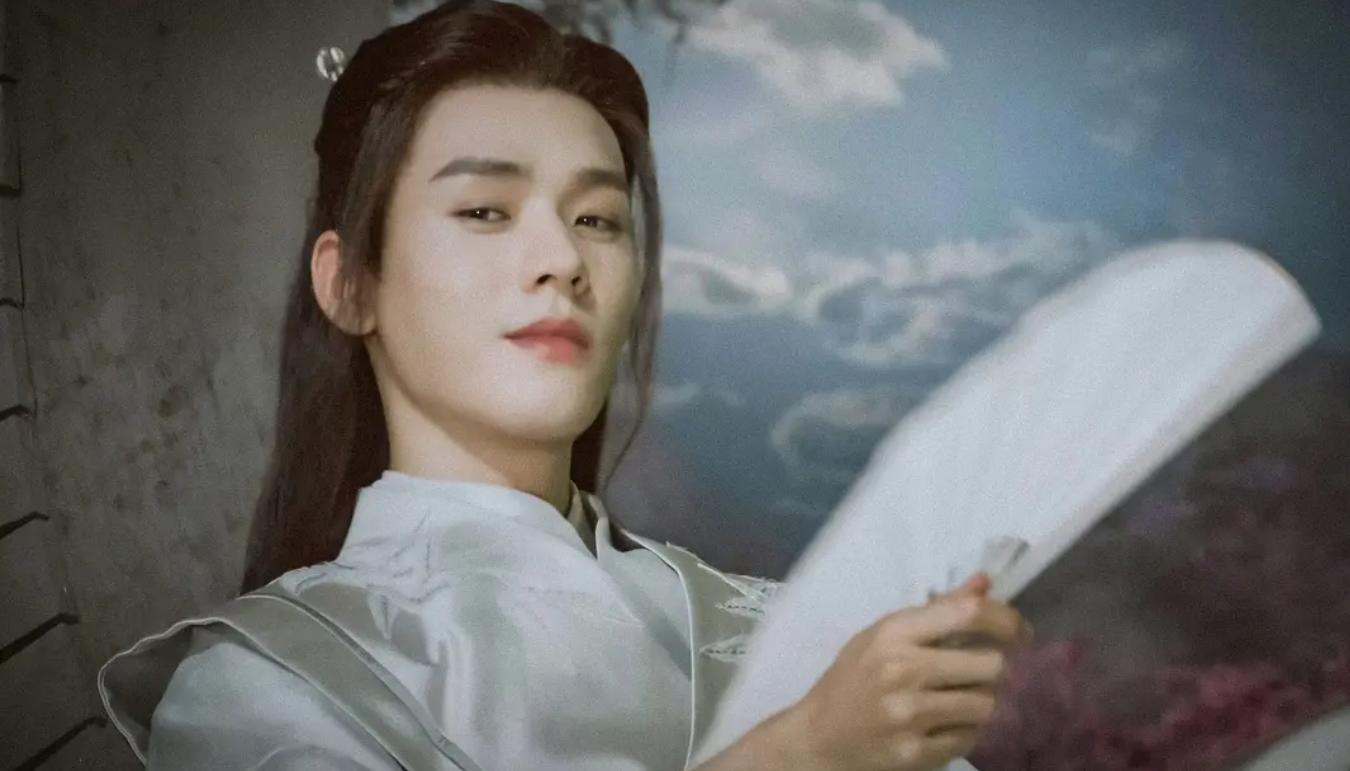 龚俊最近演了什么戏 (龚俊因为哪部戏染头发了)