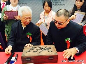 鉴宝专家地摊淘文物,鉴宝专家鉴定一件上千万文物