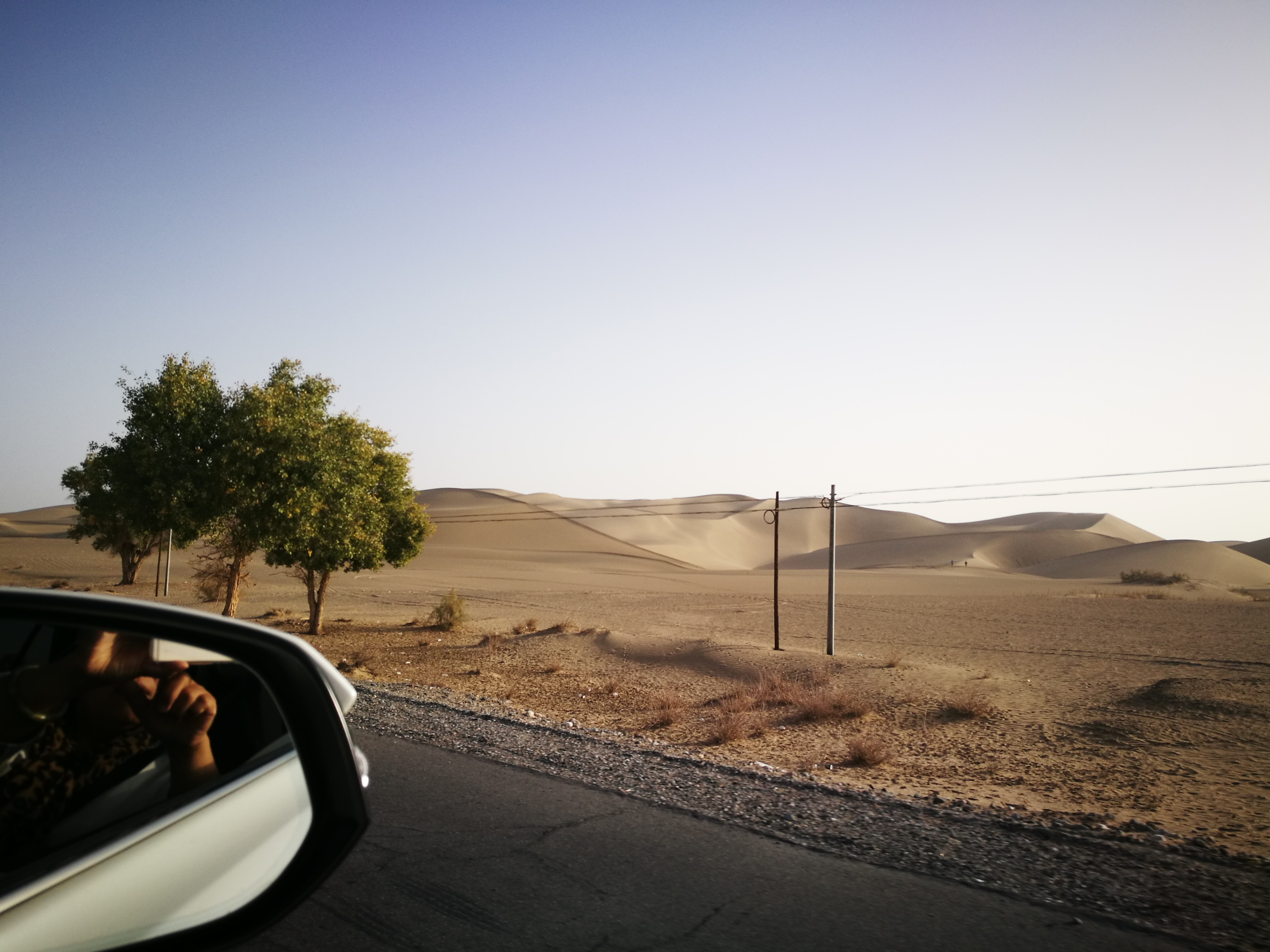 13000公里新手独驾*疆新**日记第23天——塔克拉玛干沙漠陷车自救