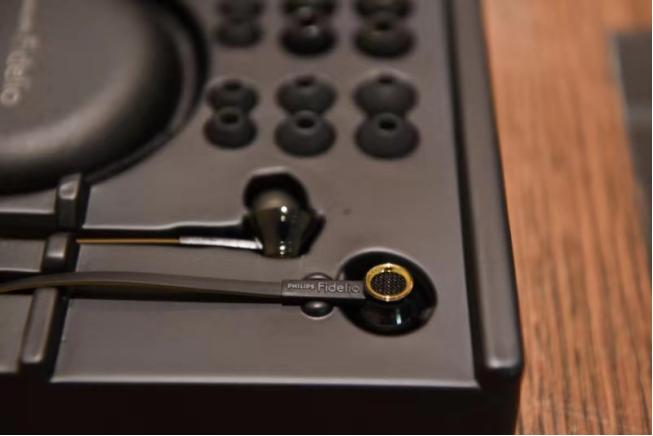 飞利浦fidelio耳机推荐,小身材大能量的音响