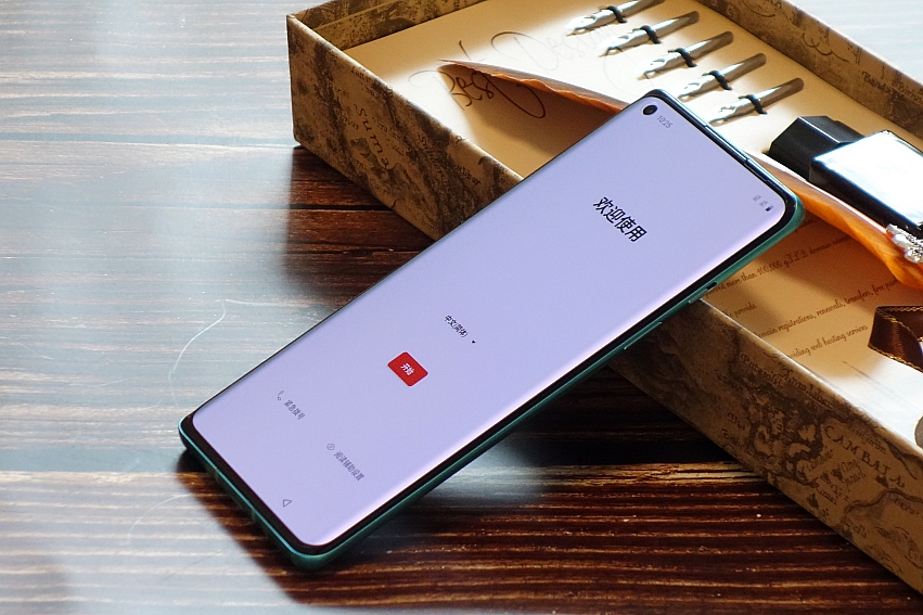 一加8手机到底值不值得入手？全方位实测体验，用事实说话