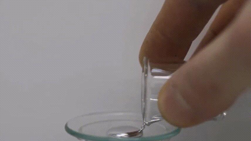 国产汽车遭遇“水银门”吵翻天,车里撒了水银,会致命?