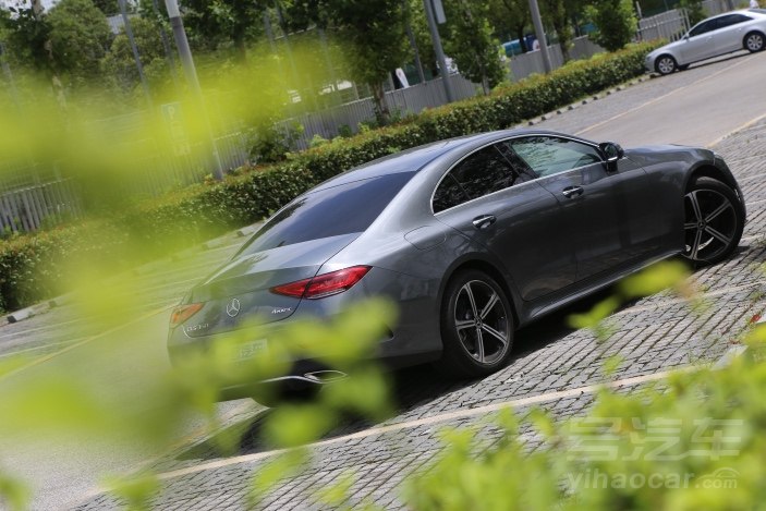 奔驰Cls试驾,奔驰clsamg63试驾