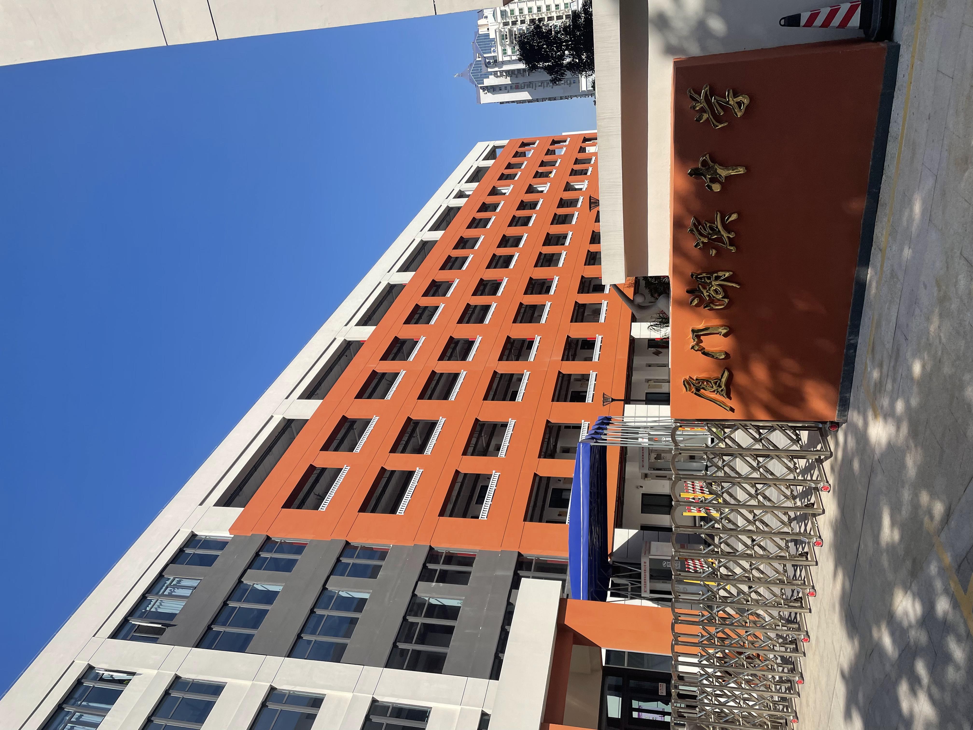 厦门湖滨中学是公办的吗,厦门湖滨中学地址