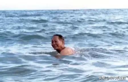 你不知道的袁隆平:浪里白条、预备飞行员、油炸鬼、臭水沟捞宝贝