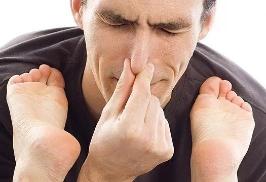 不爱穿鞋怎么治理脚臭小窍门,去脚臭的方法让脚永远不臭