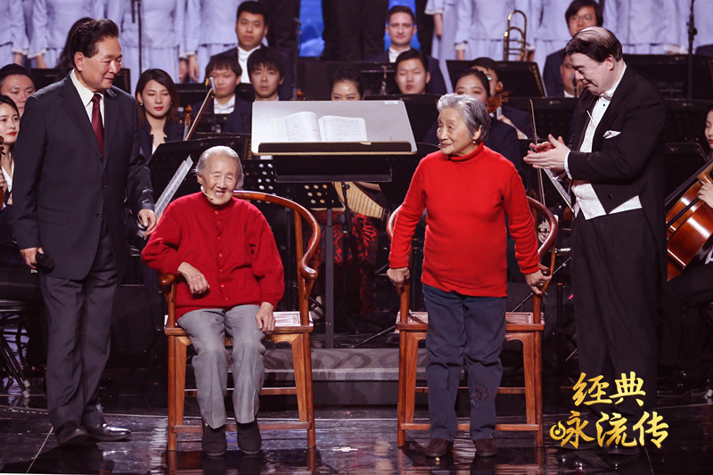 中华魂大合唱,黄河大合唱怒吼吧黄河