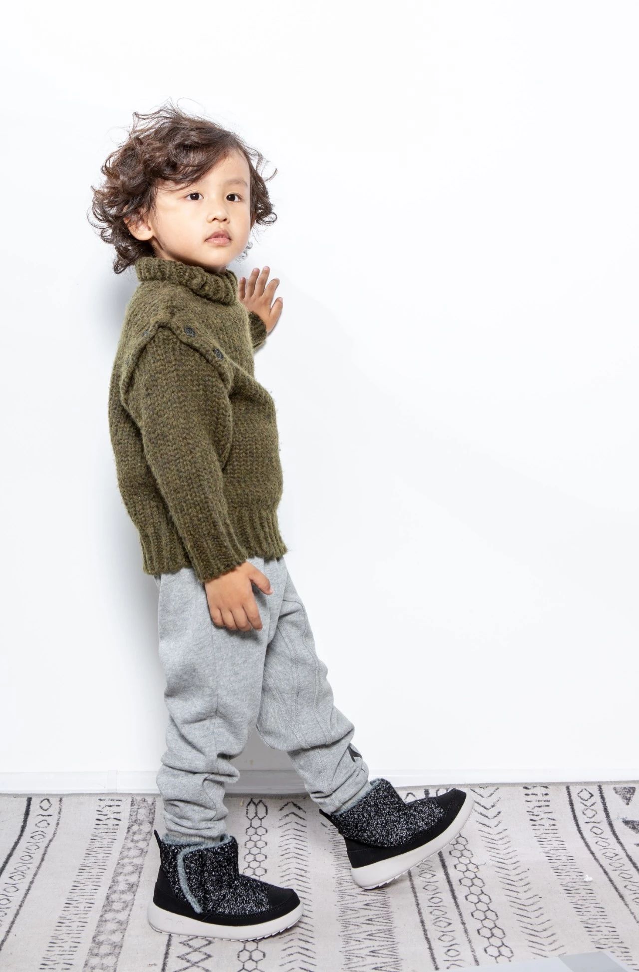 小蓝羊是机能鞋吗,小蓝羊的鞋子的优点