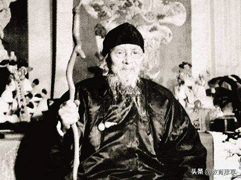 从小木匠到大画家,从木匠到人民艺术家视频