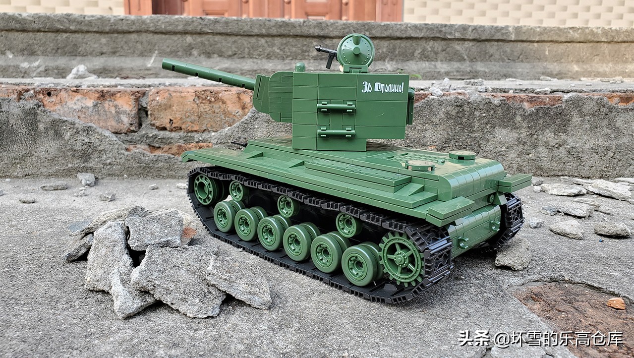 kv2重型坦克高清照片,kv2重型坦克真实视频