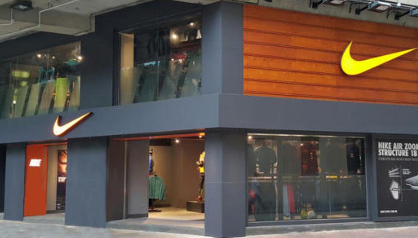 敢*制抵***疆新**棉？耐克摊上大事了，中国足球这次干了件漂亮的事