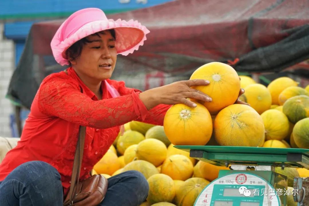来认识一个不一样的我翻译,来认识不一样的滑雪